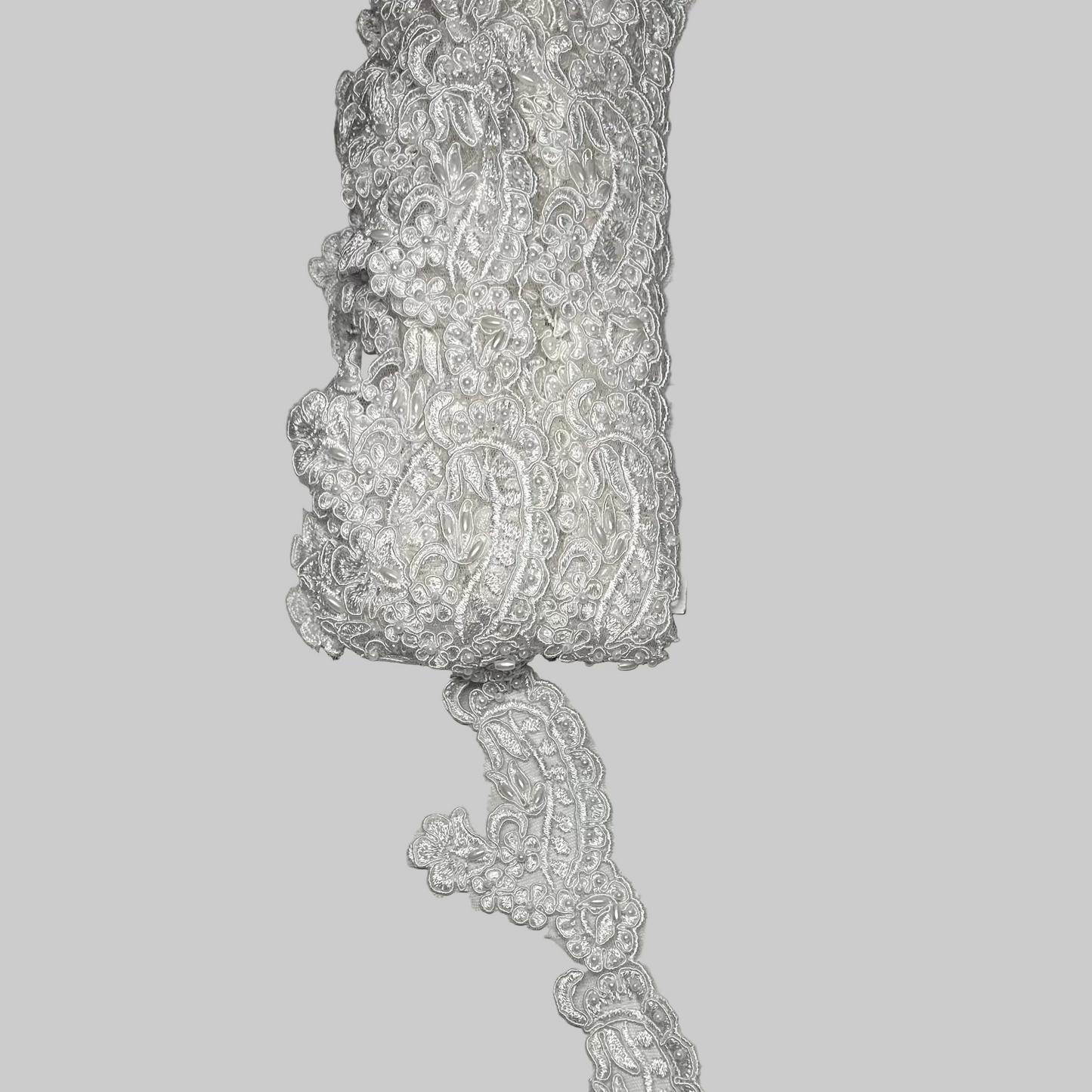 SCALLOPED BEADED BRIDAL TRIM