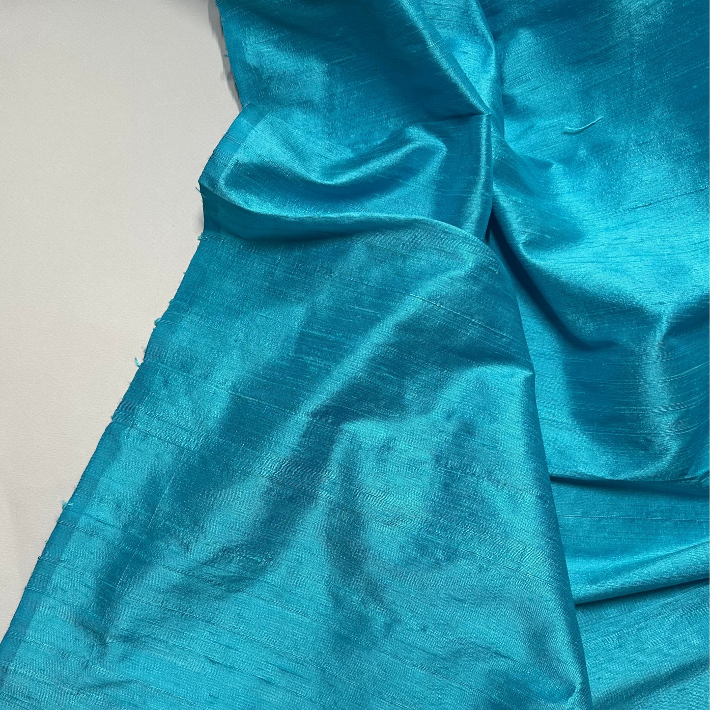 AQUAMARINE DUPION SILK REMNANT