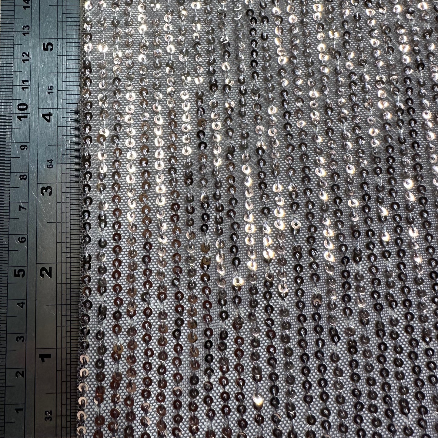 OMBRÉ SEQUINNED NET