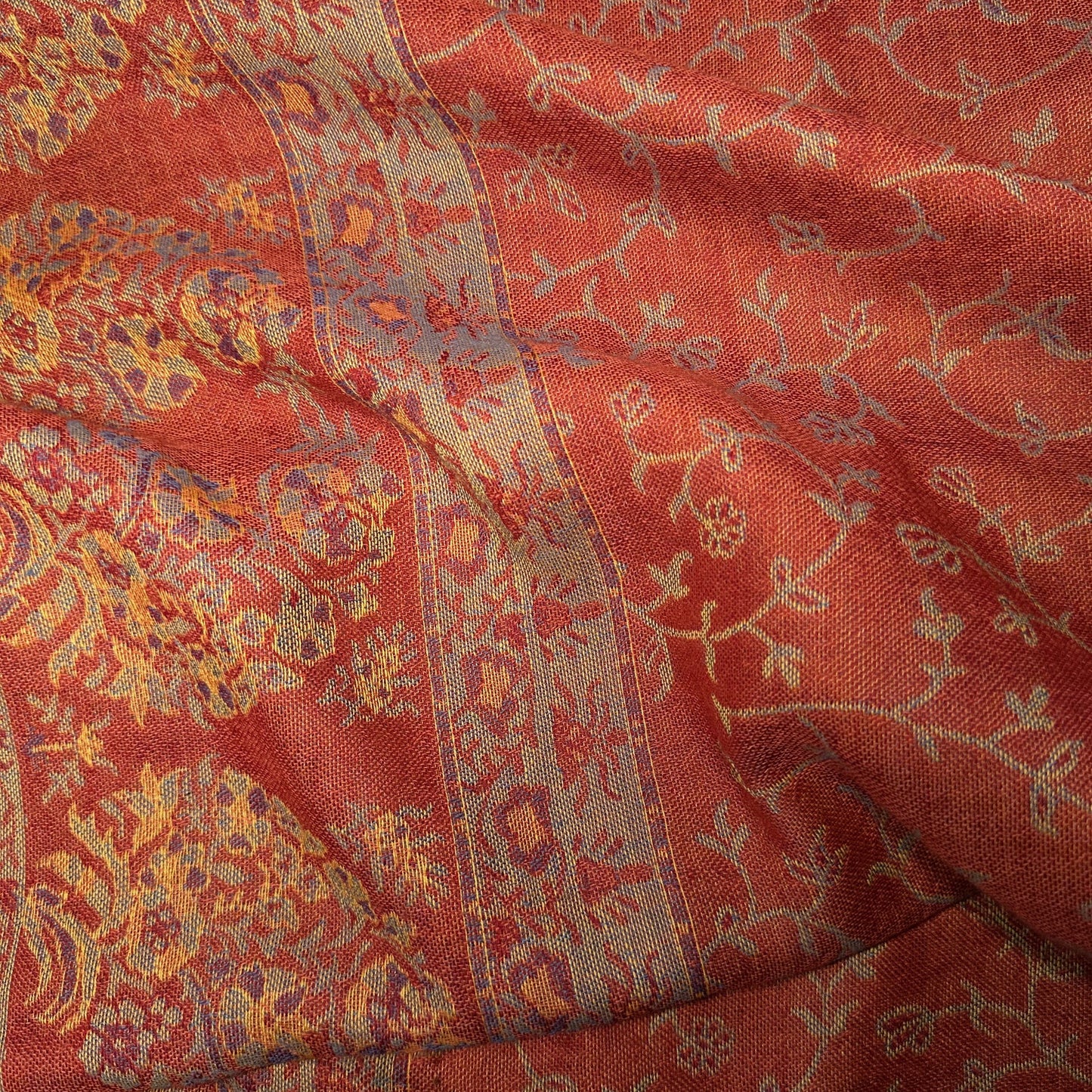 FLORAL WOOLLEN JACQUARD