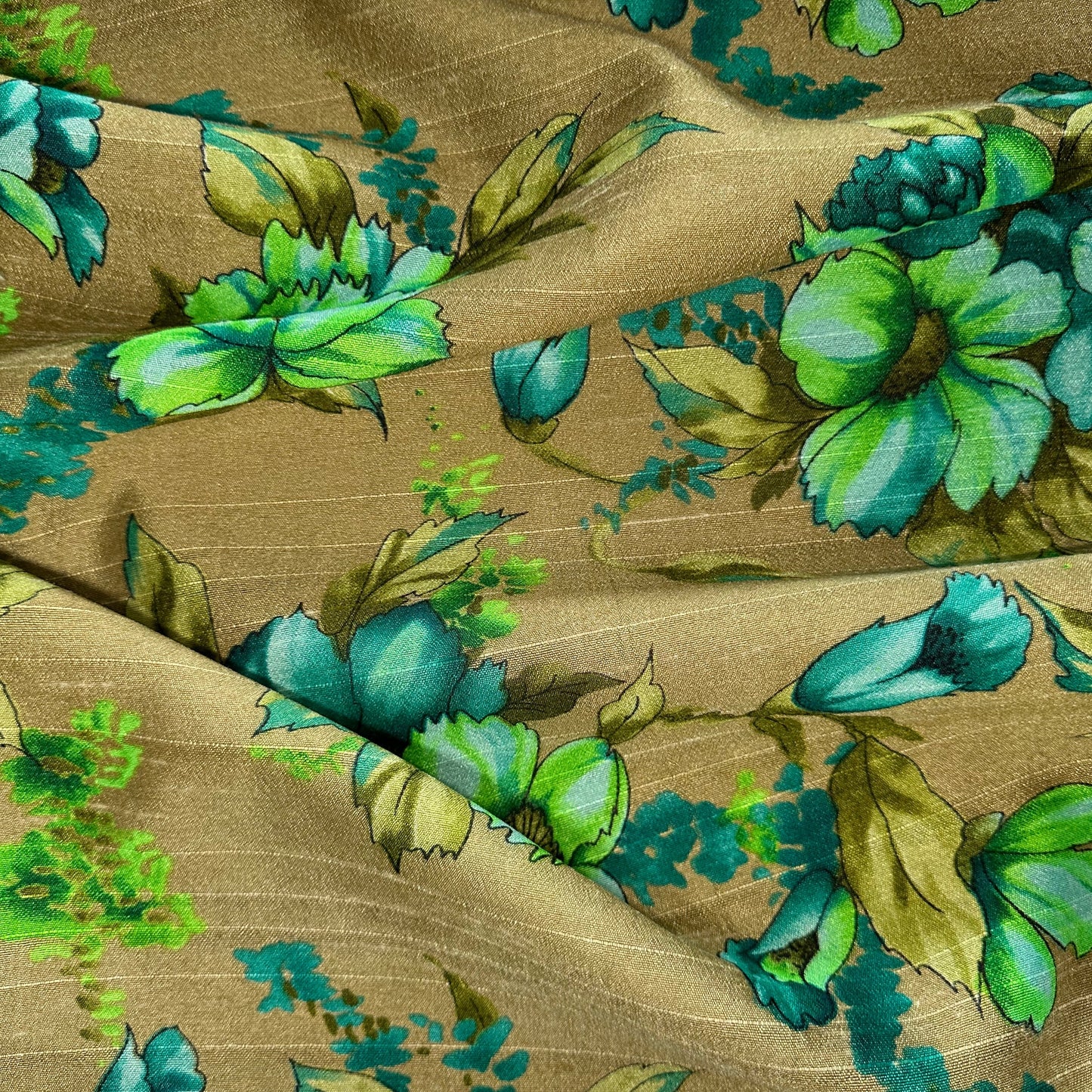 VINTAGE STYLE FLORAL TUSSAR