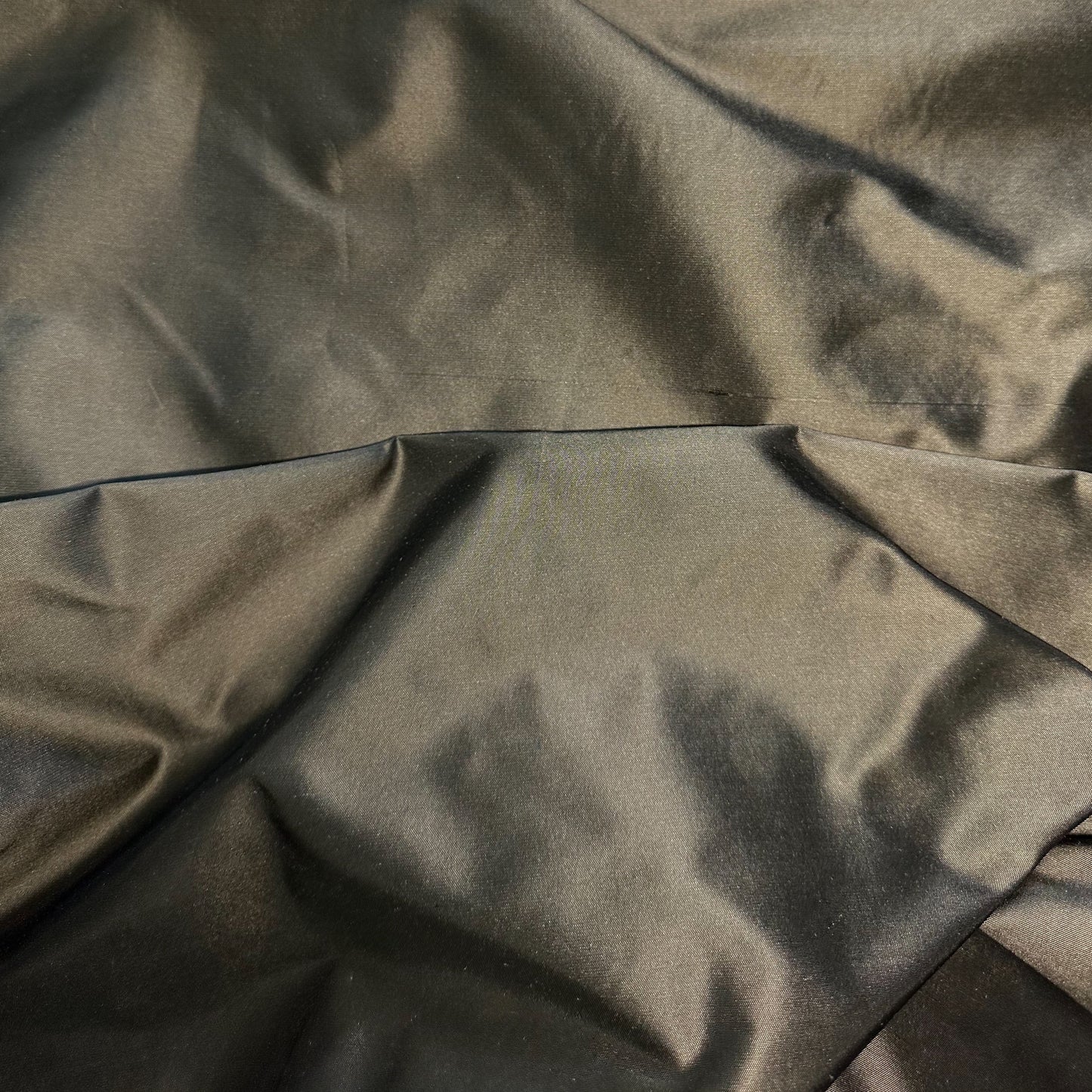 CARBON SILK TAFFETA