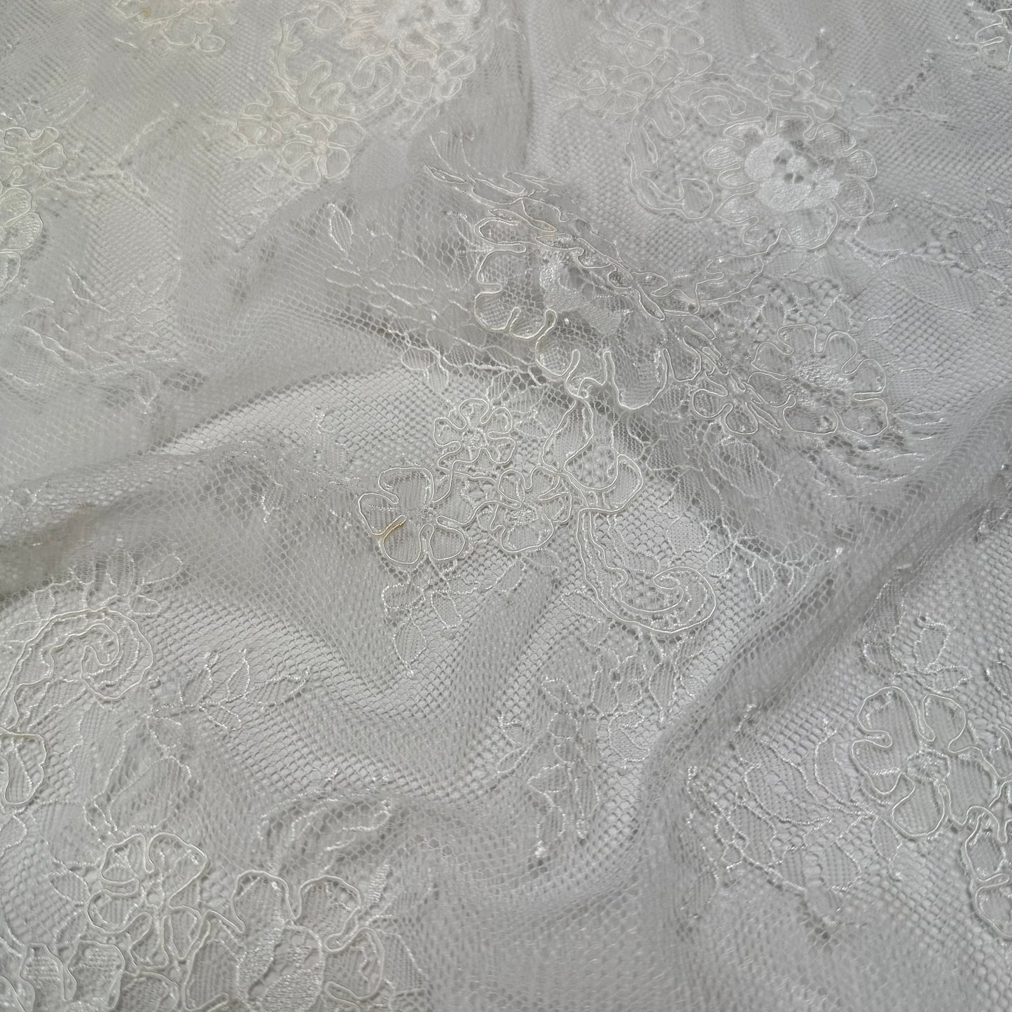 LIMITED EDITION FINE CORDED BRIDAL LACE FAT QUARTER