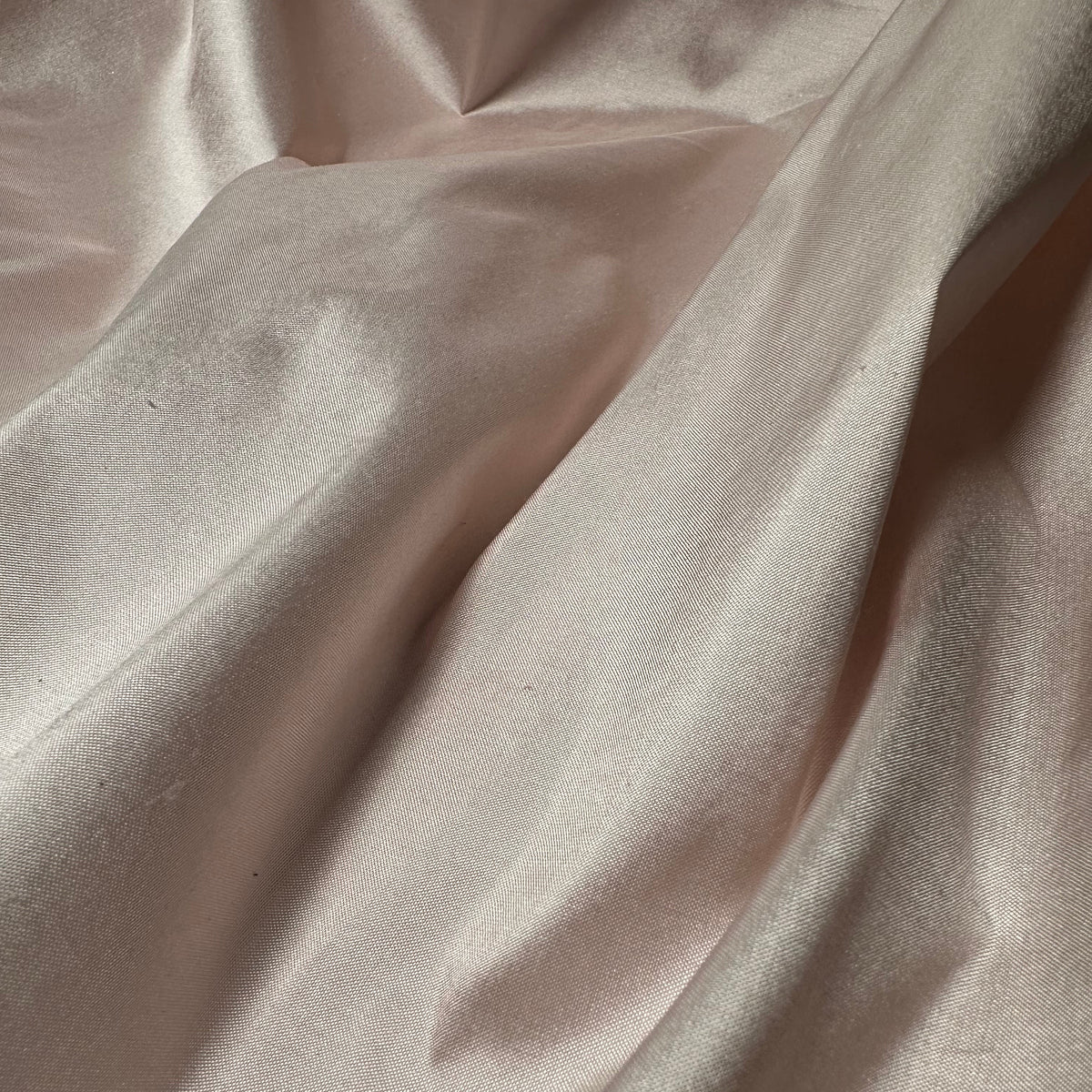 MARSHMALLOW POWERLOOM SILK