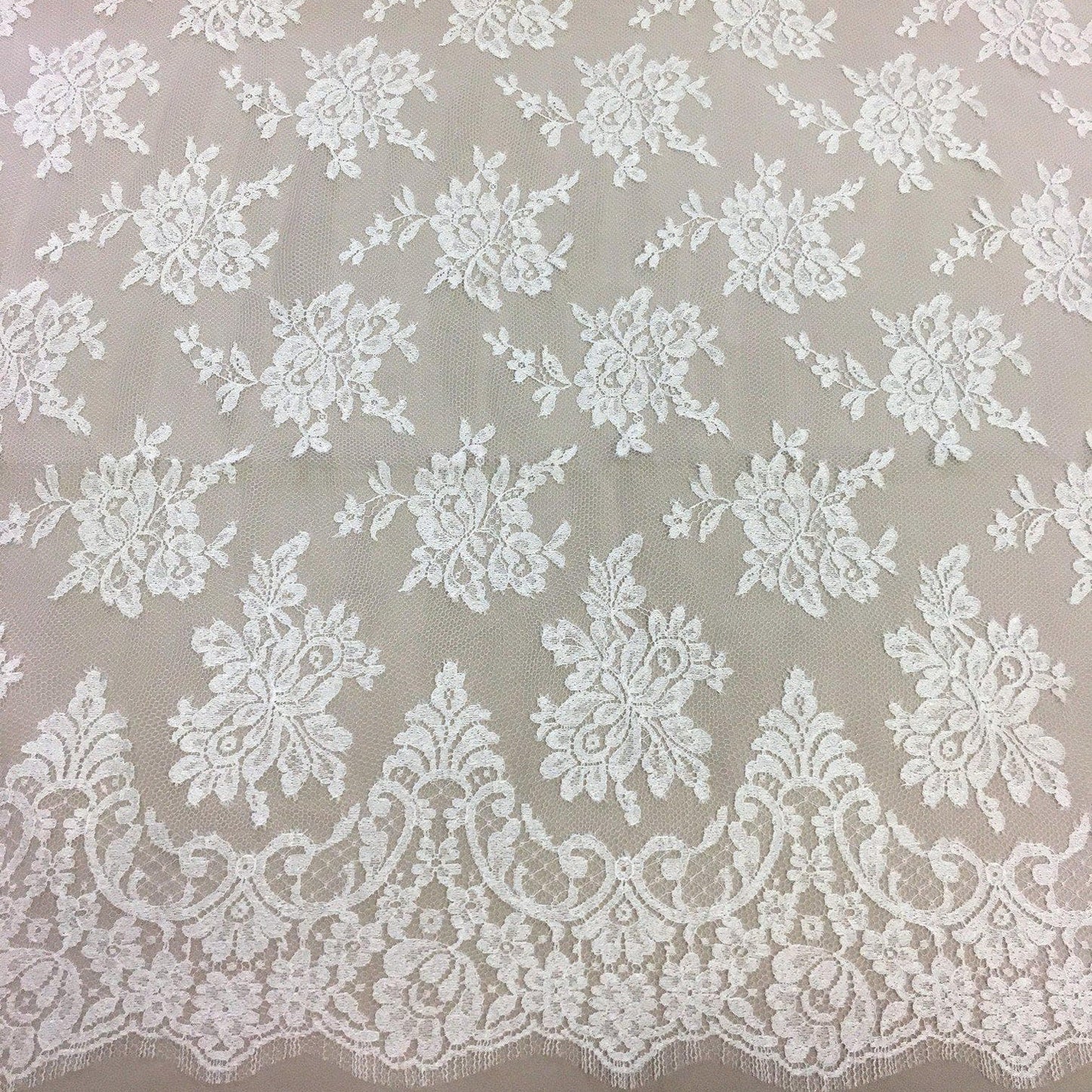 IVORY FRENCH CHANTILLY LACE