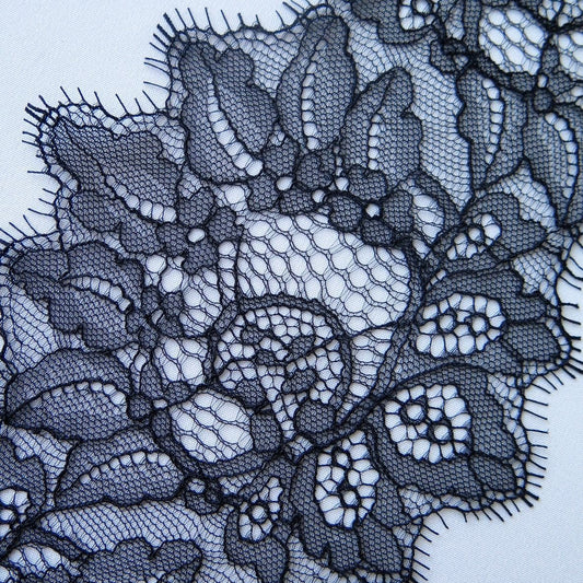 BLACK FINE FLORAL ACE TRIM