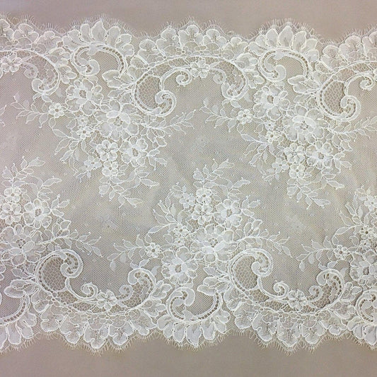 IVORY FINE CORDED LACE TRIM