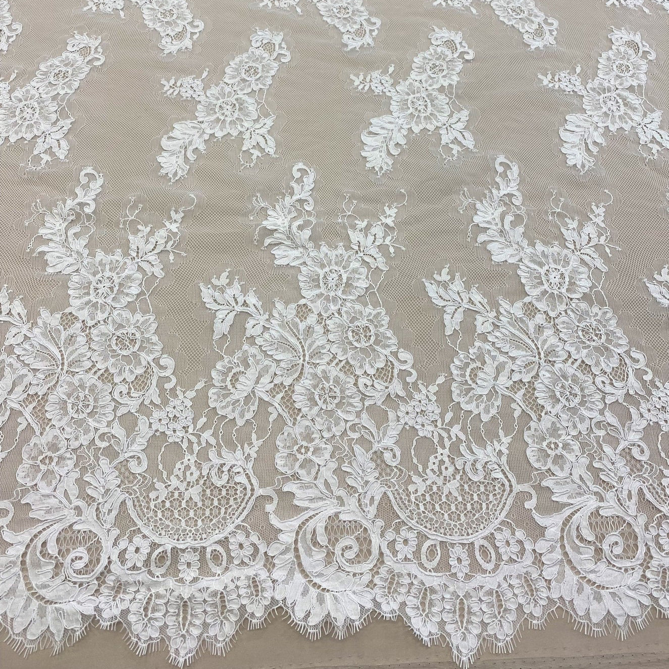 WHITE FLORAL CORDED LACE