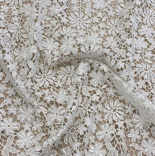 IVORY FLORAL GUIPURE LACE