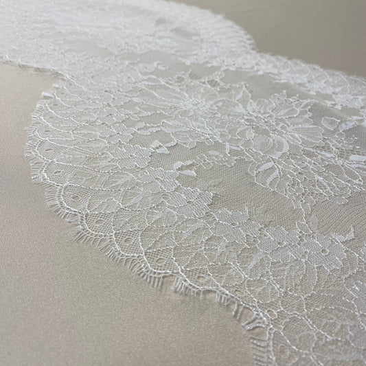 IVORY FINE LACE TRIM