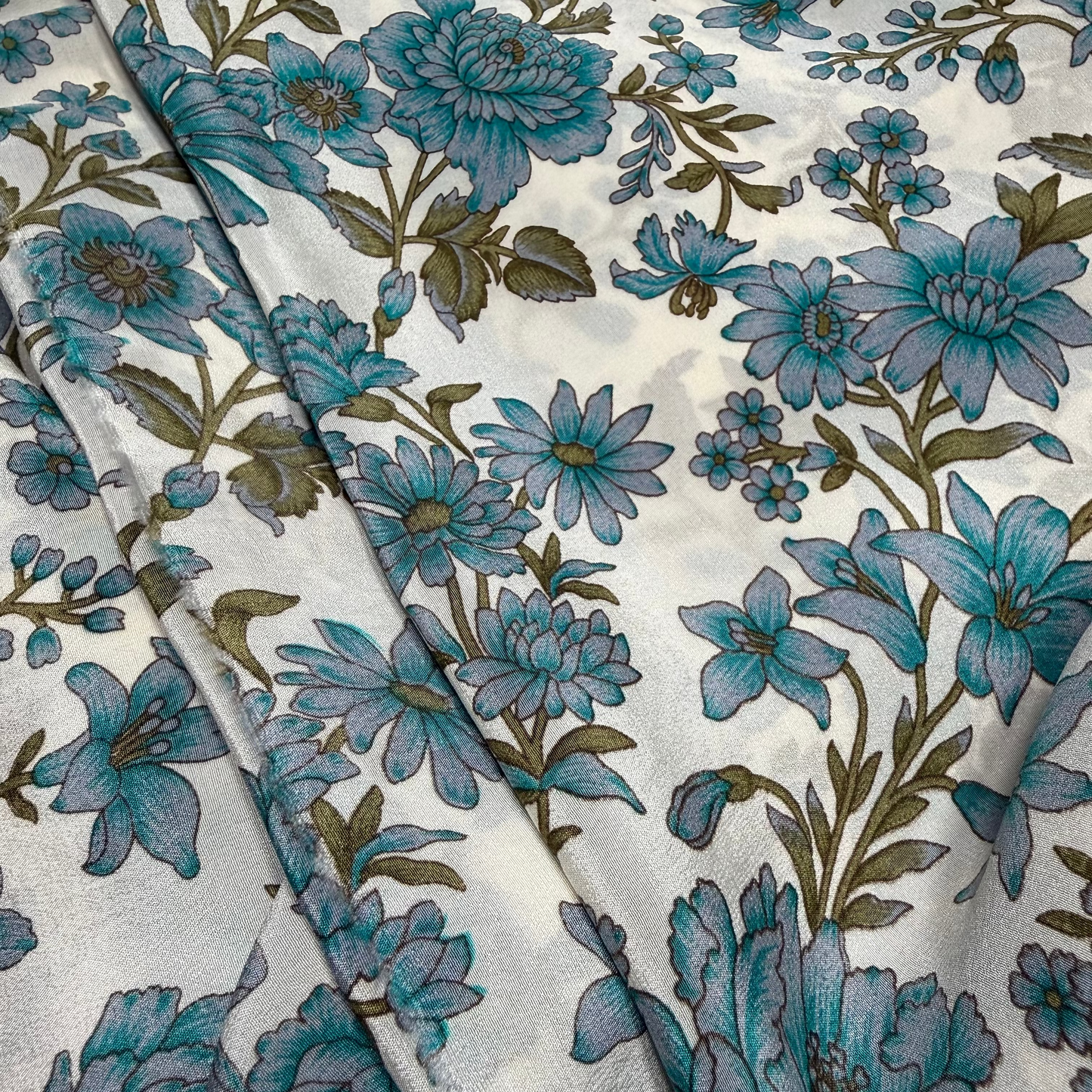TEAL DAISY CREPE DE CHINE
