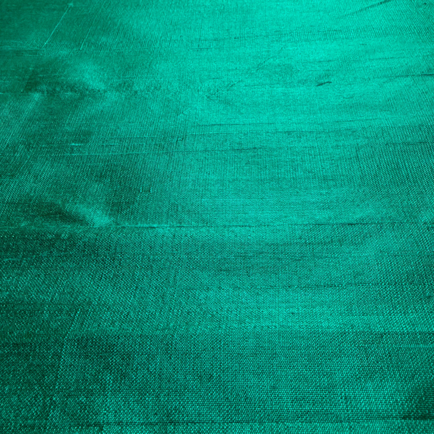 EMERALD DUPION SILK