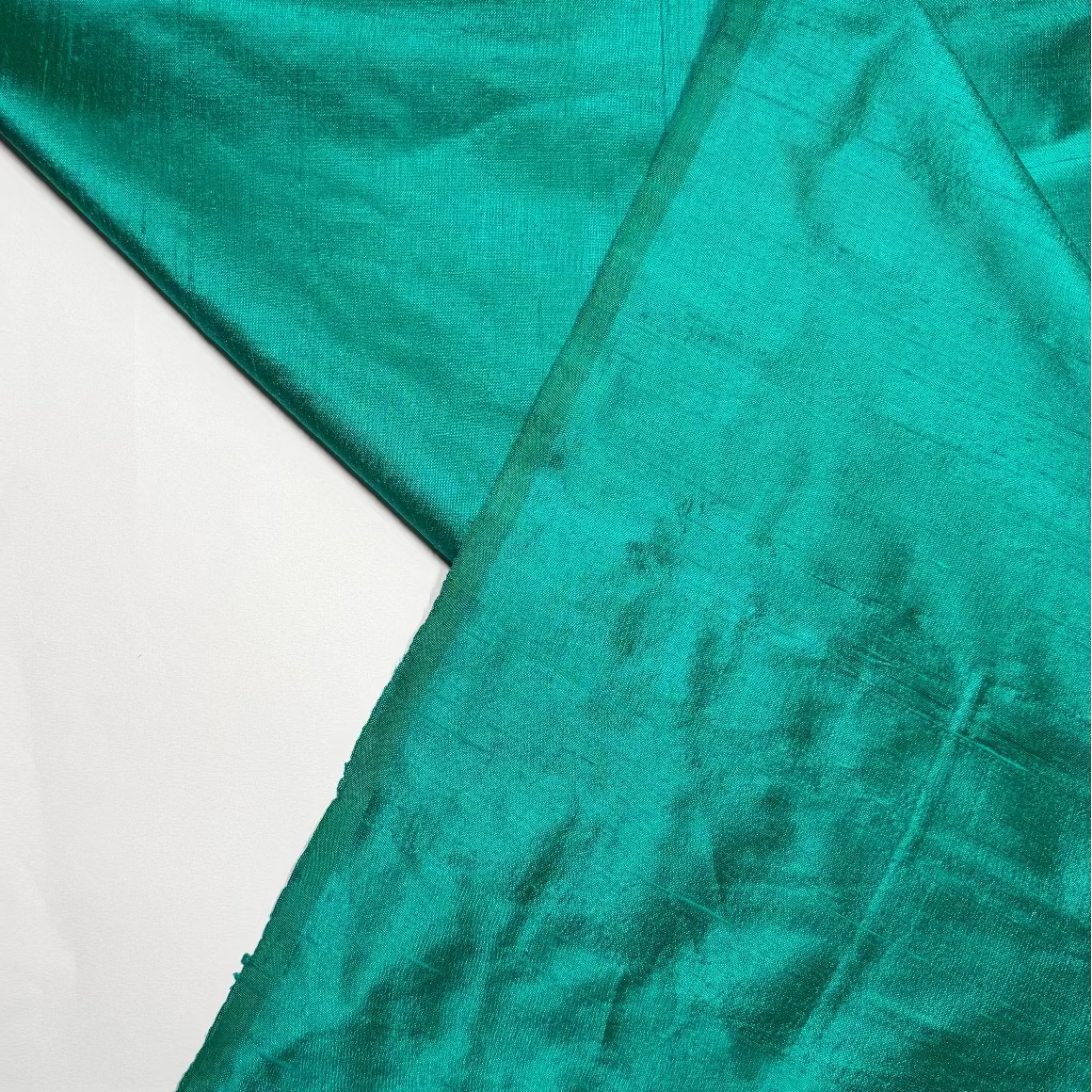 EMERALD DUPION SILK