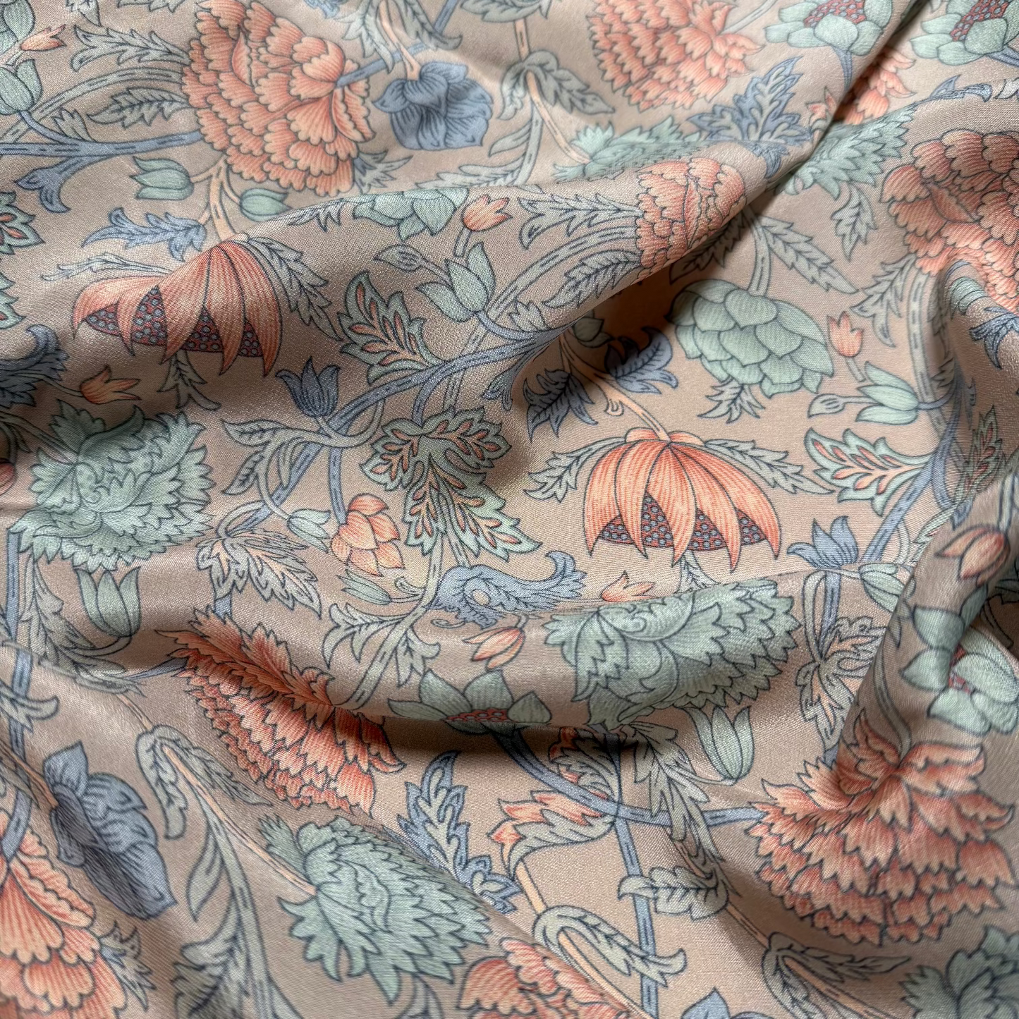 NUDE FLORAL CREPE DE CHINE