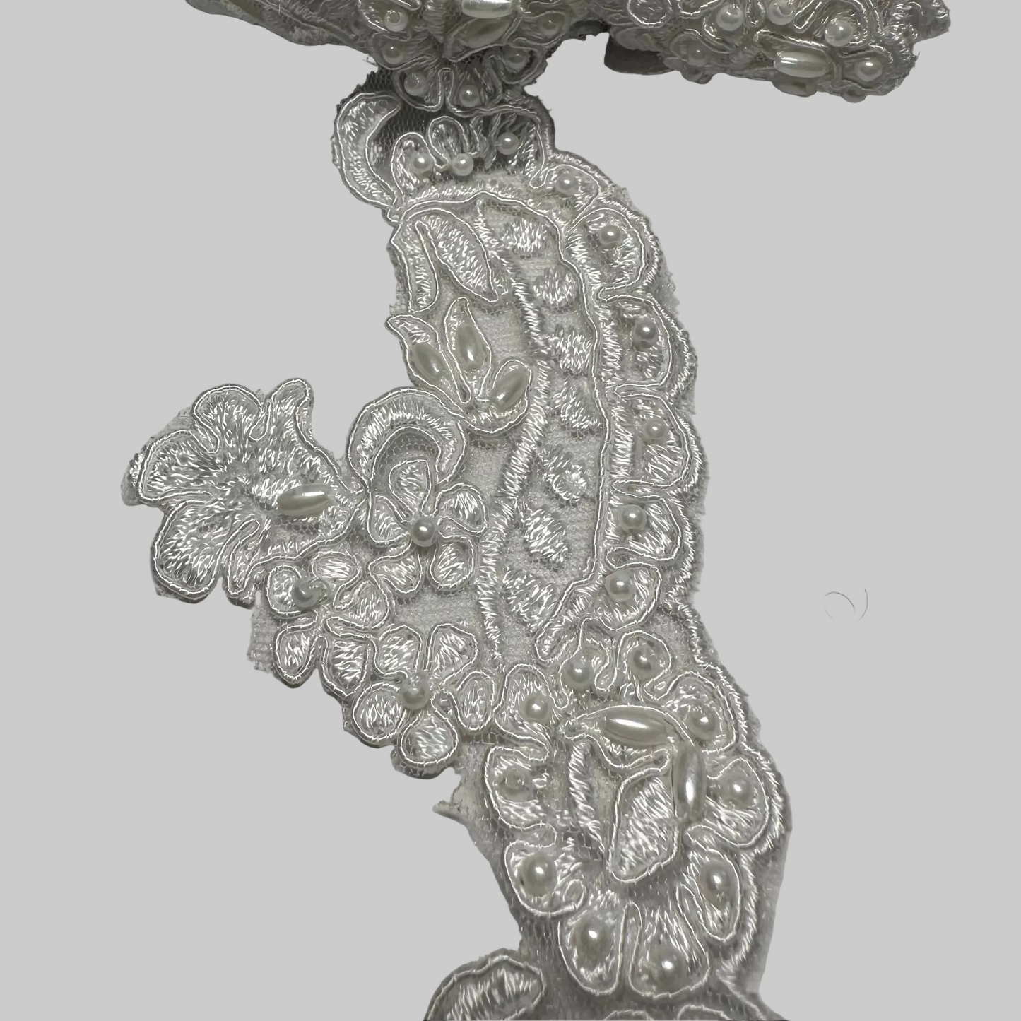 SCALLOPED BEADED BRIDAL TRIM