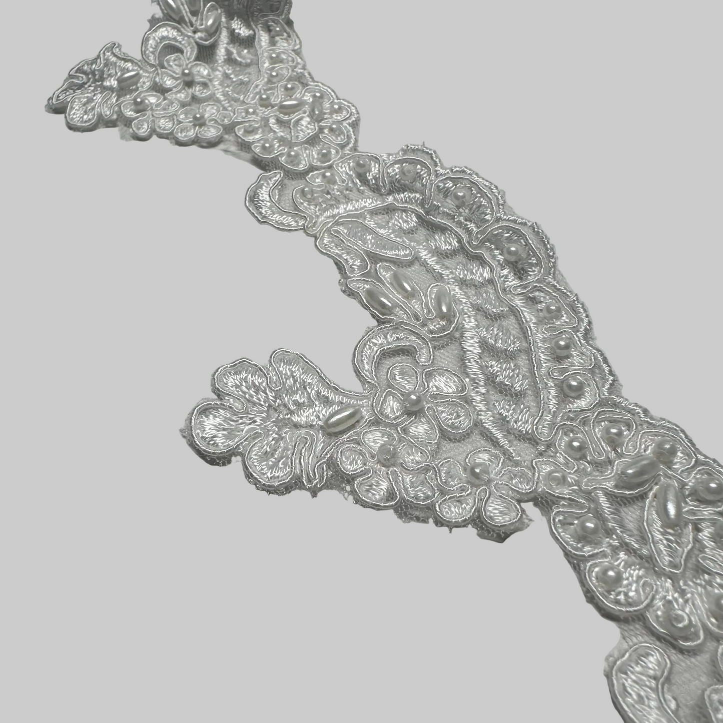 SCALLOPED BEADED BRIDAL TRIM