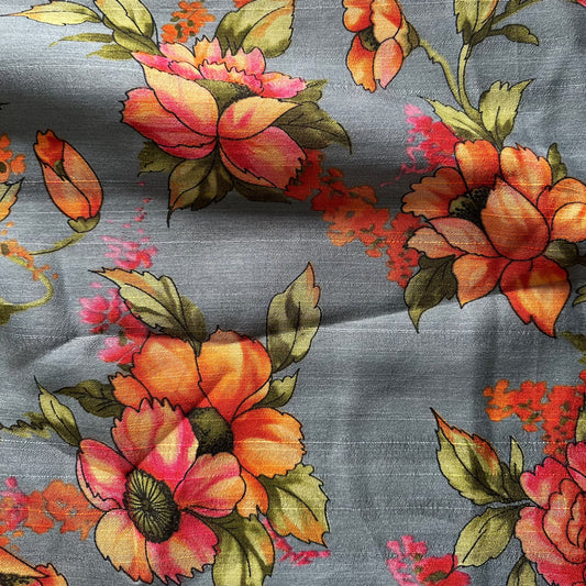 VINTAGE STYLE FLORAL TUSSAR