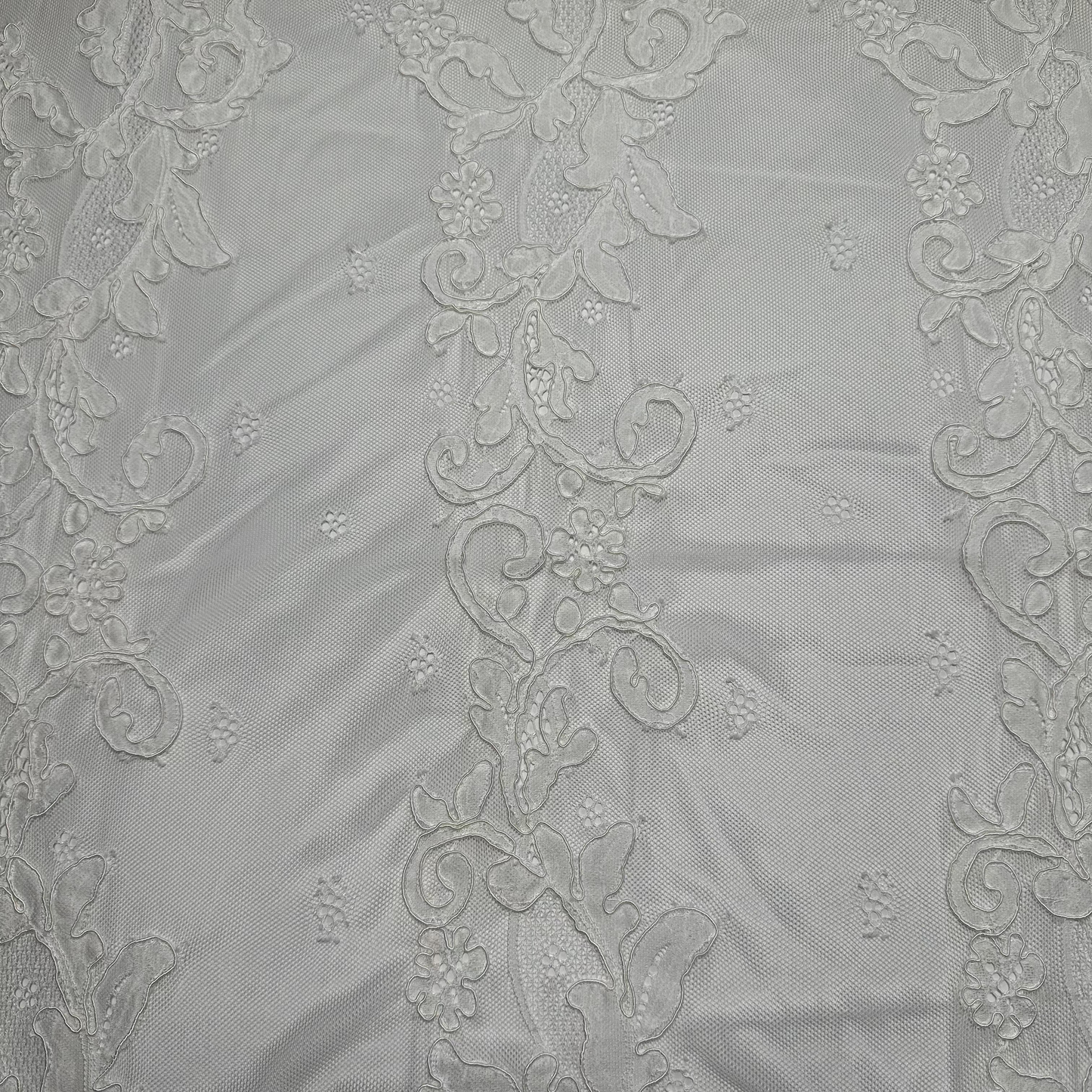 LIMITED EDITION CORDED BRIDAL LACE REMNANT