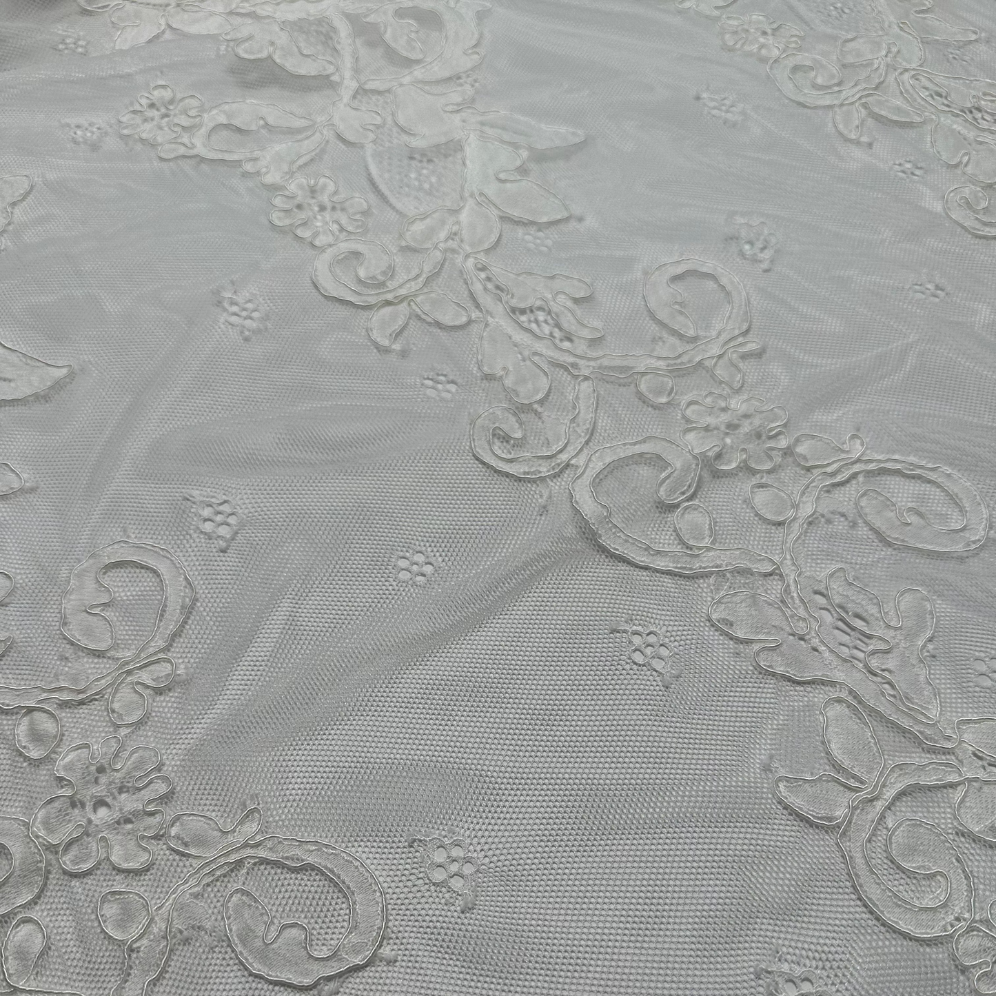 LIMITED EDITION CORDED BRIDAL LACE REMNANT