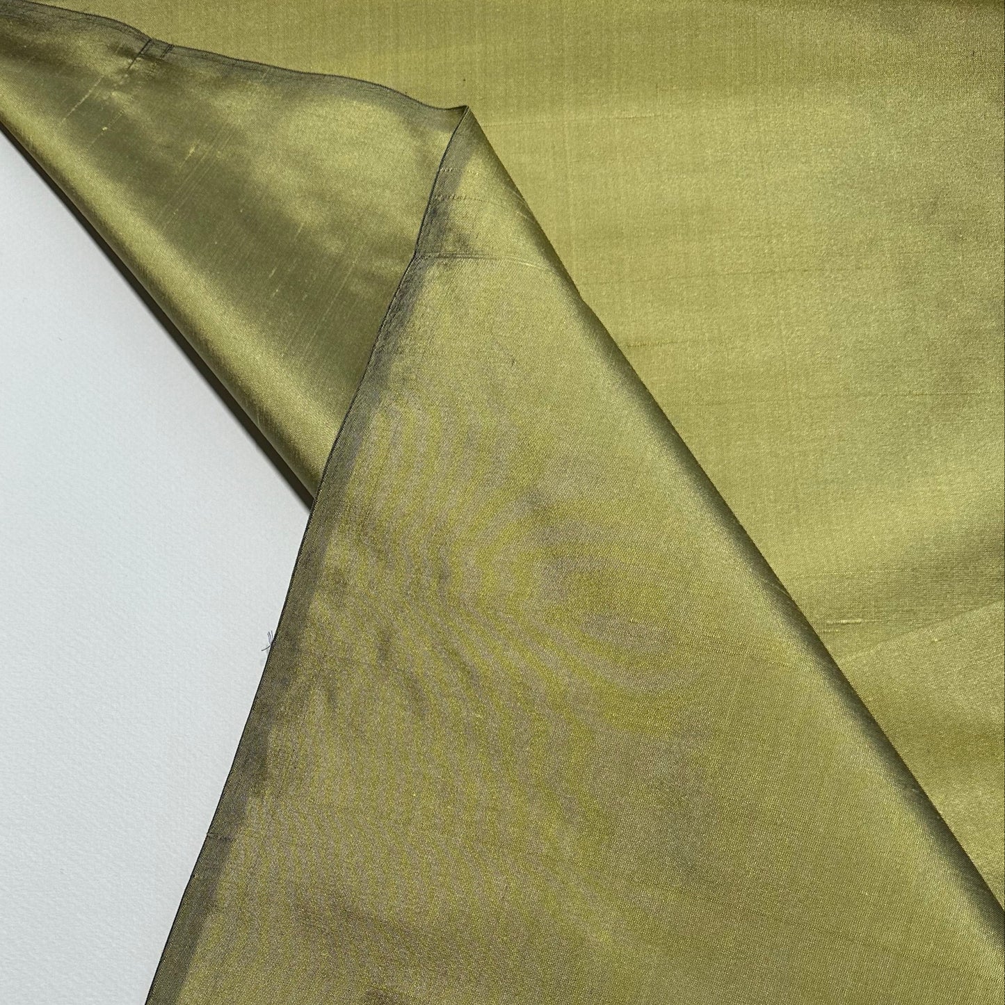 LUPIN POWERLOOM SILK