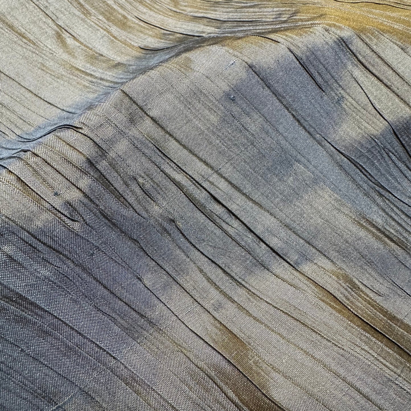 MIST PLEATED SILK REMNANT