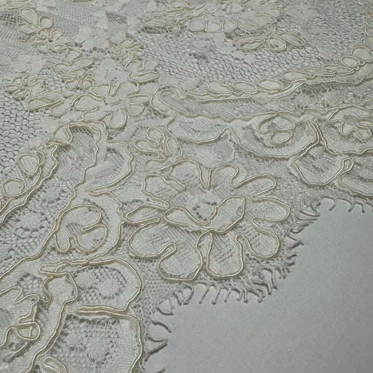 LIMITED EDITION CORDED BRIDAL LACE FAT QUARTER
