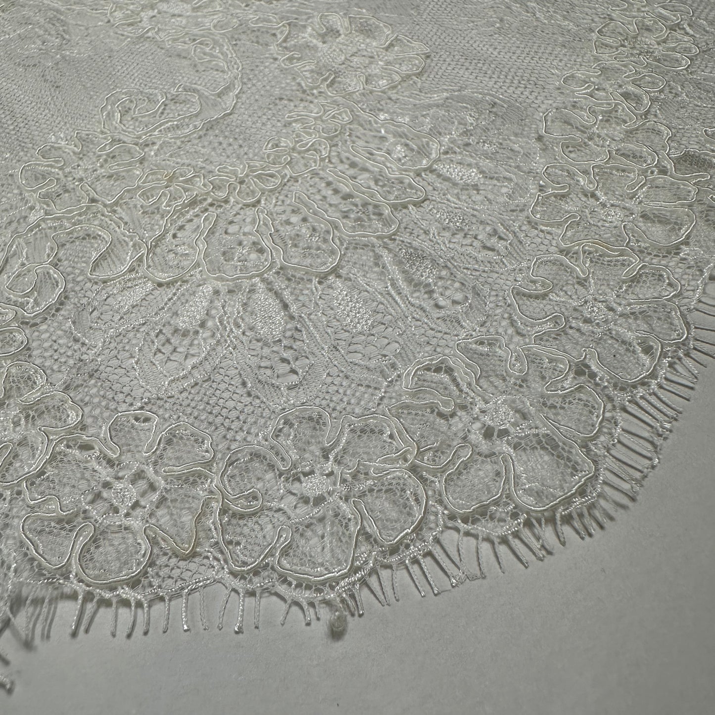 LIMITED EDITION FINE CORDED BRIDAL LACE FAT QUARTER