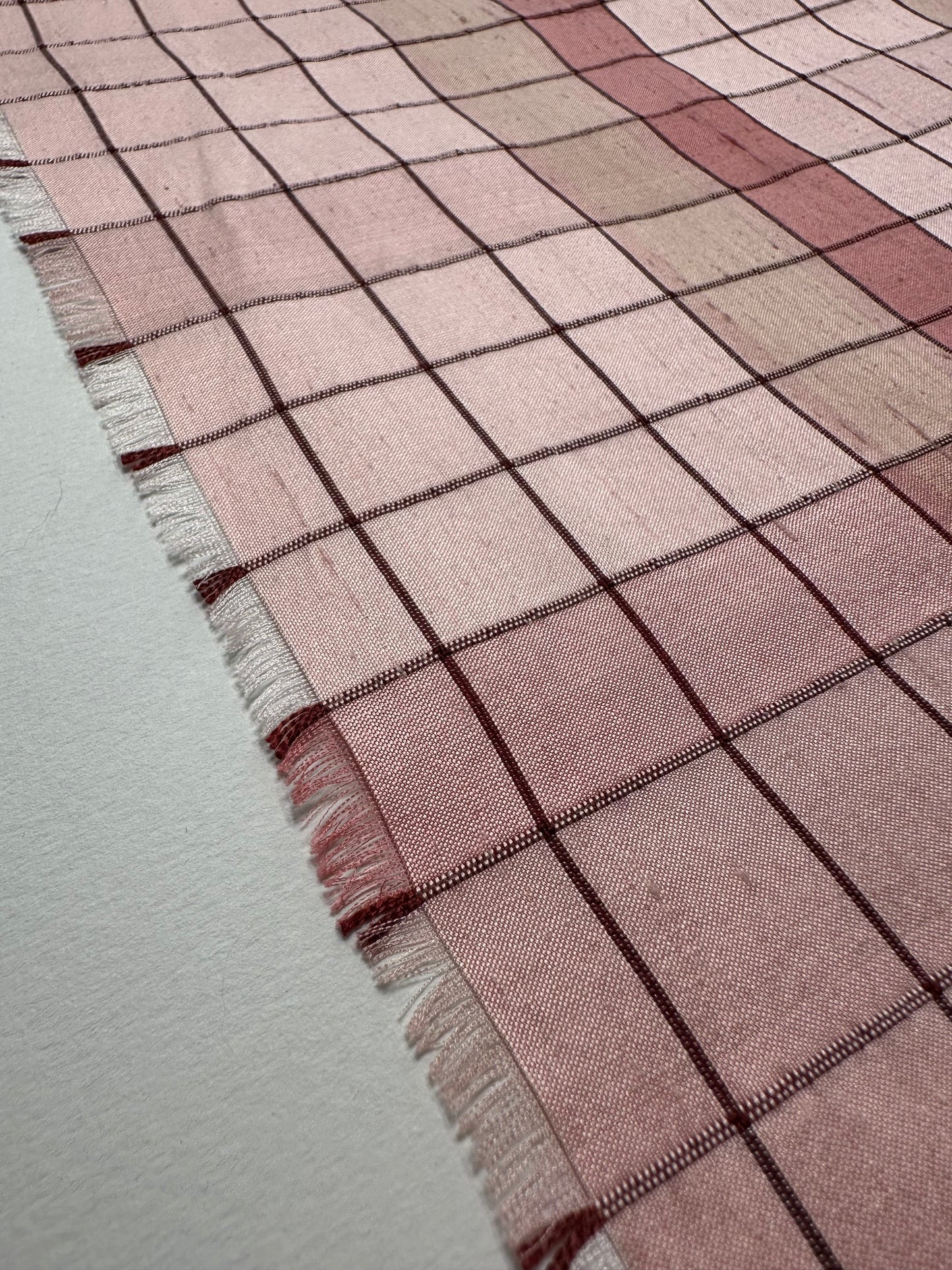 MARSHMELLOW CHECK SILK