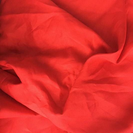 RED LINEN