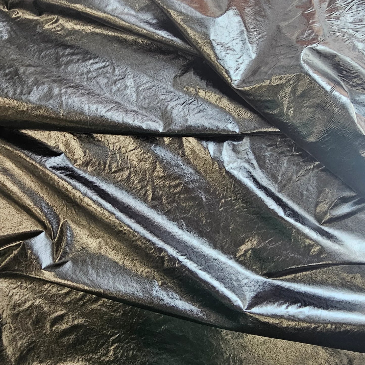 BLACK METALLIC CRUSHED FOIL