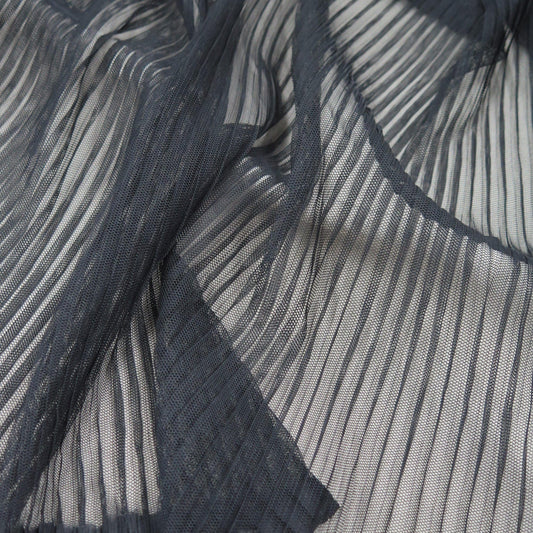 BLACK PLEATED TULLE