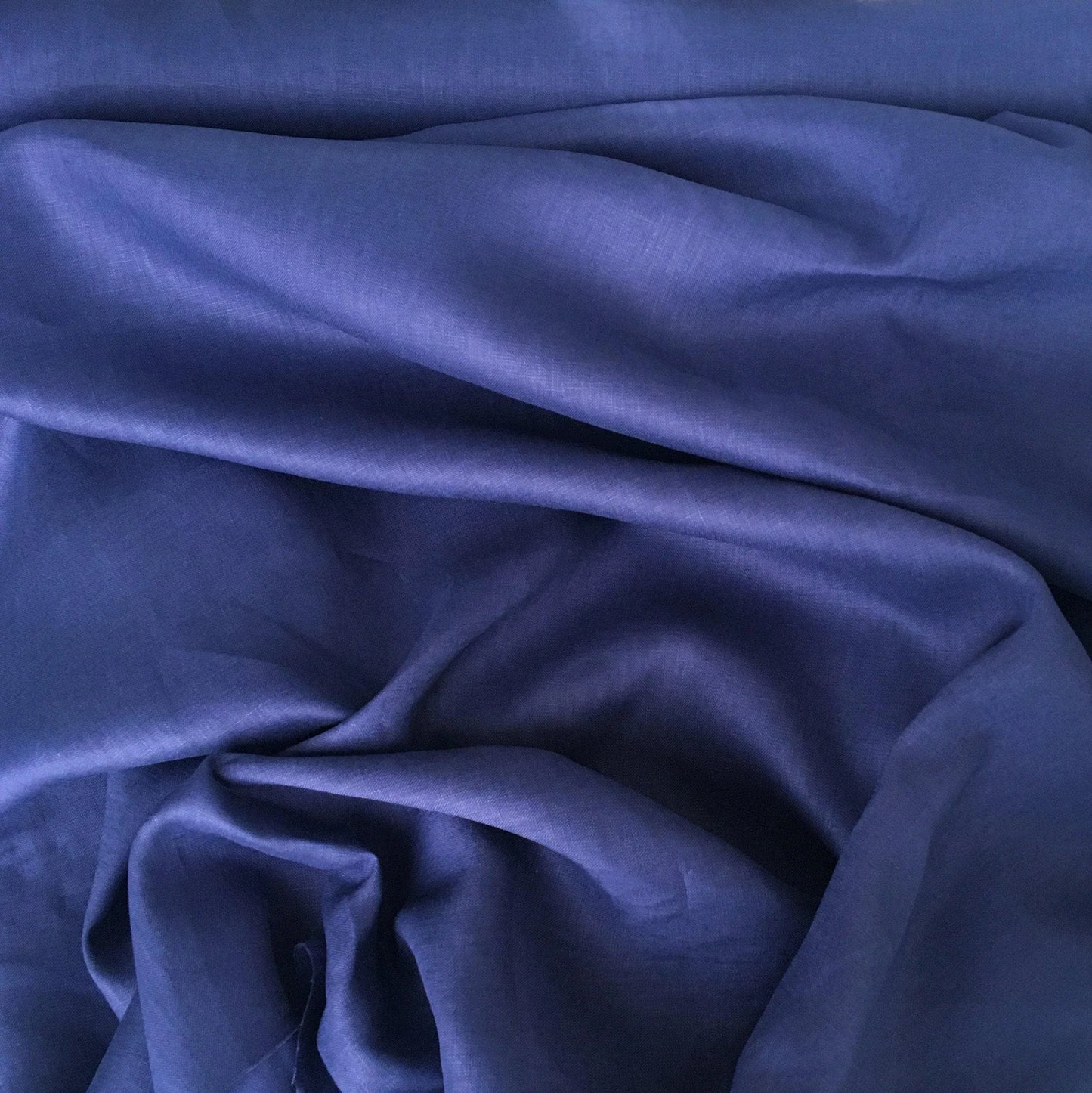 MIDNIGHT LINEN