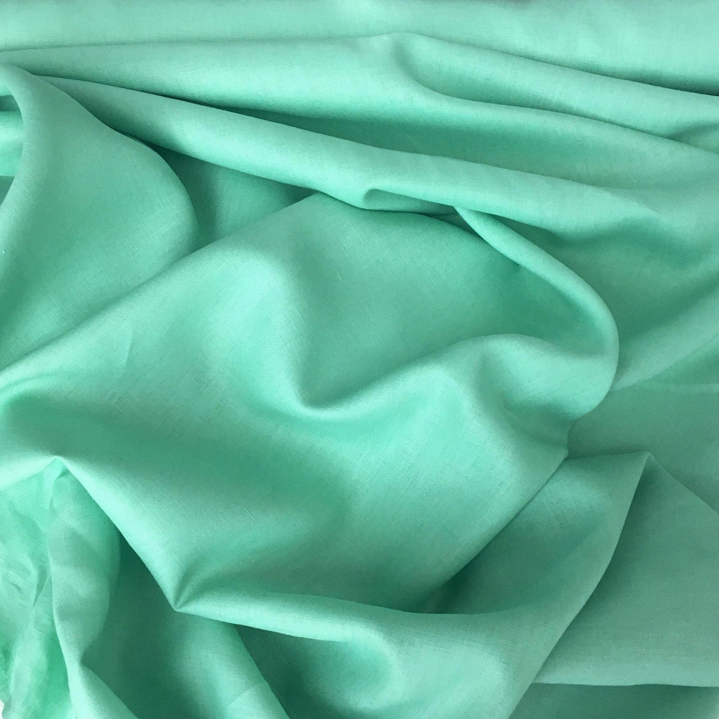 MINT LINEN
